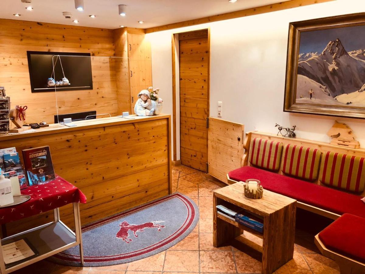 Hotel Roesslwirt 티롤 키르흐베르크 외부 사진